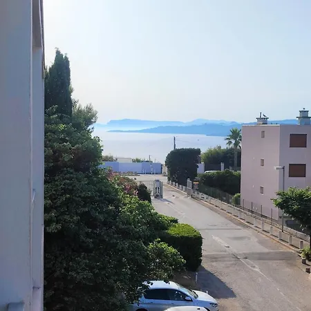 T2 Neuf Vue En Bord De Six-Fours-les-Plages
